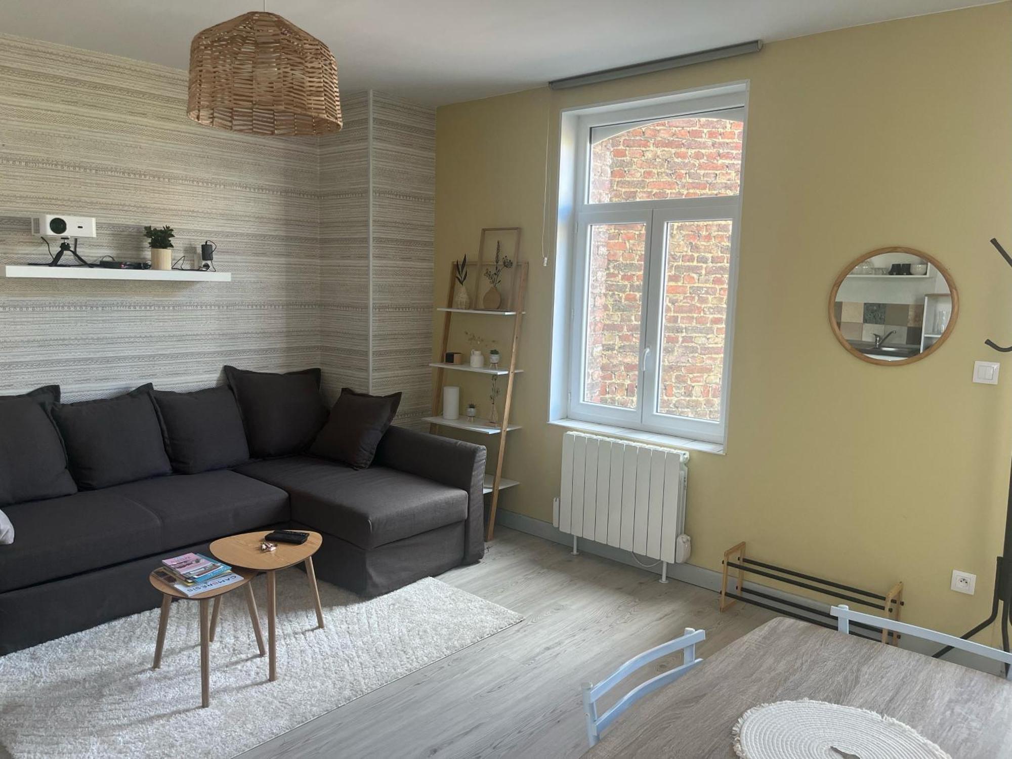 Apartamento Les Betises, Duplex Hyper-Centre Cambrai Exterior foto
